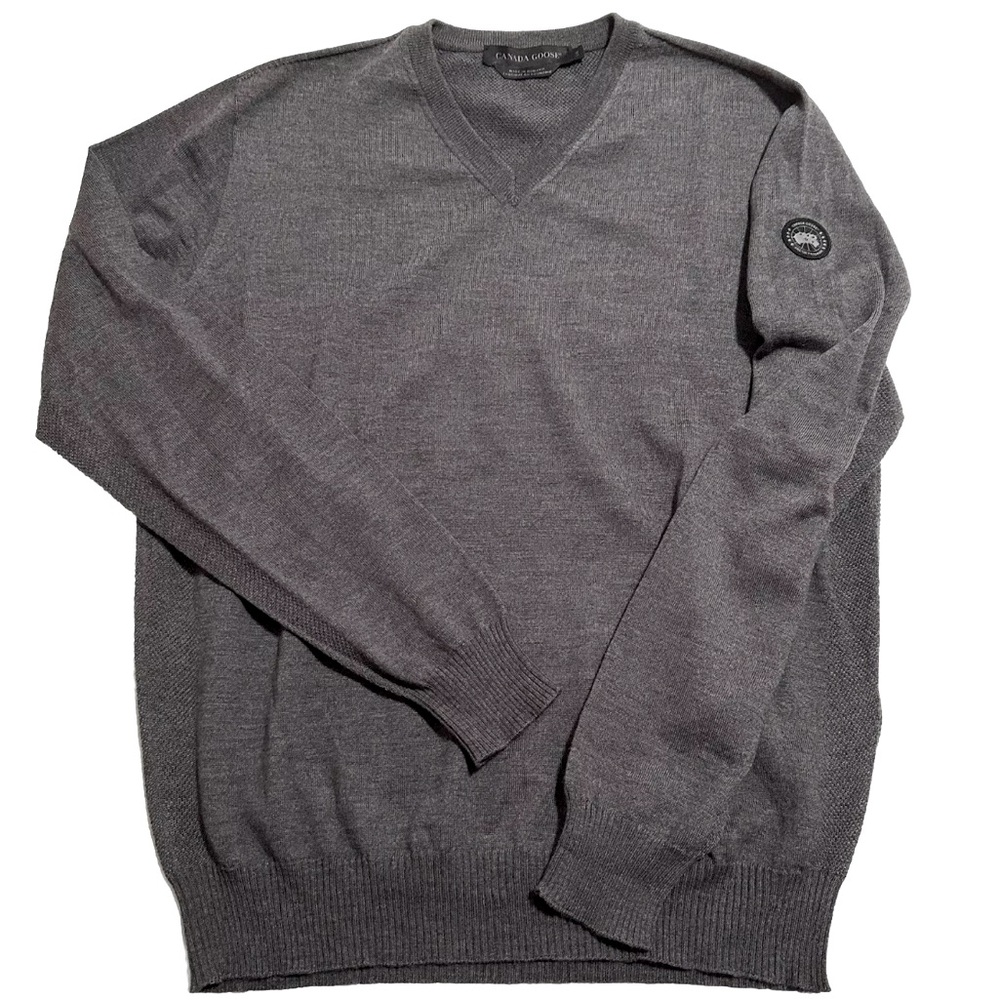 Canada Goose merino wool sweater. Men’s size L